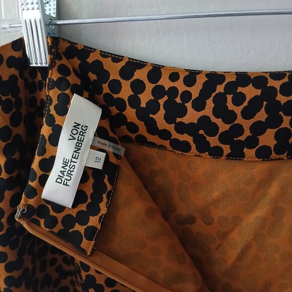 Diane Von Furstenberg Size 12 Cheetah Print Satin Midi Skirt Polka Dot Zipper - Picture 9 of 12